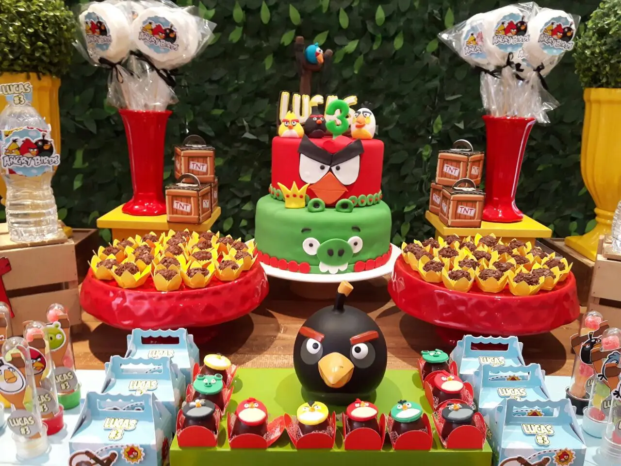 bolo-angry-birds